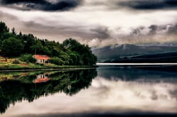 Through The Lens - OxypkukAkr