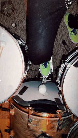 Drums - gO9VrU8aa5