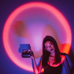 Girl and Camera by hurtingbombz