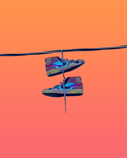 SHOEFITI.
