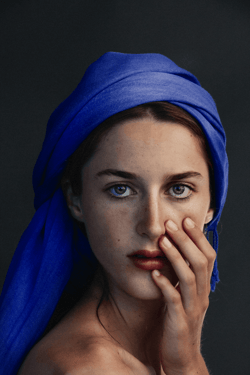 Claudia Raymat